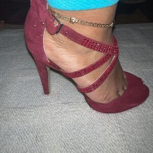 Nine West Burgundy Strappy Heels